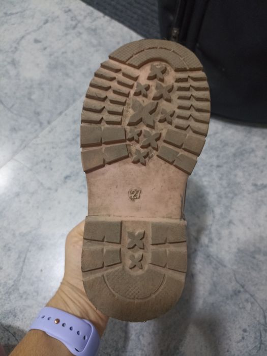 Продам ботиночки