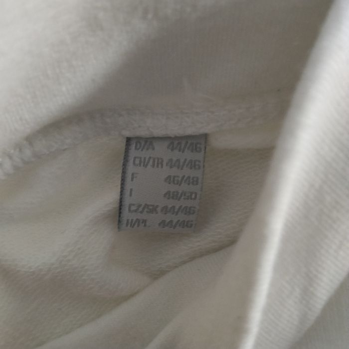 Pantaloni scurti