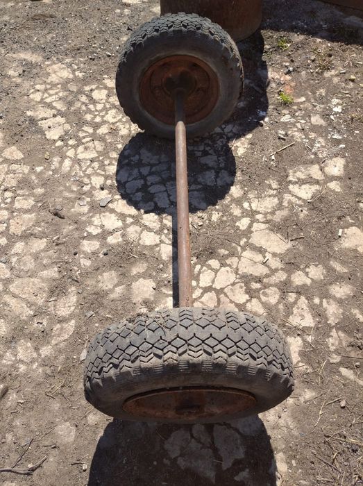 Продам ось на прицеп