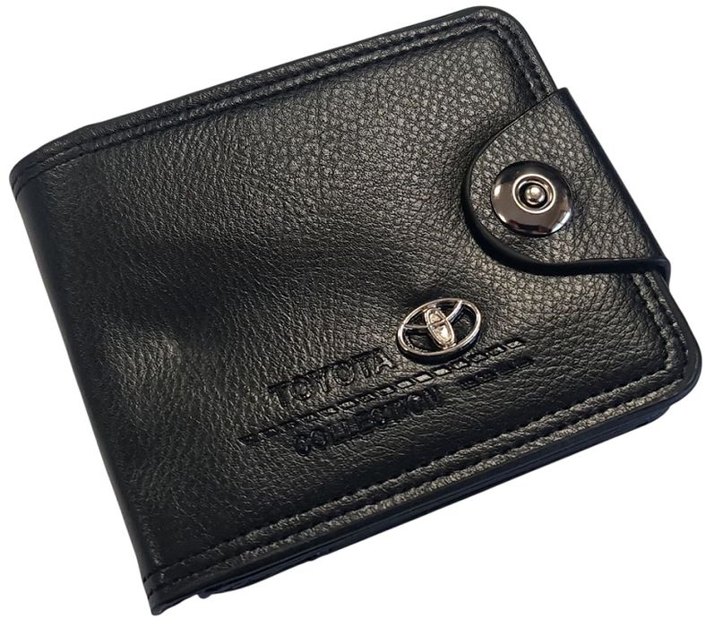 Кожен Портфейл с различни марки автомобили