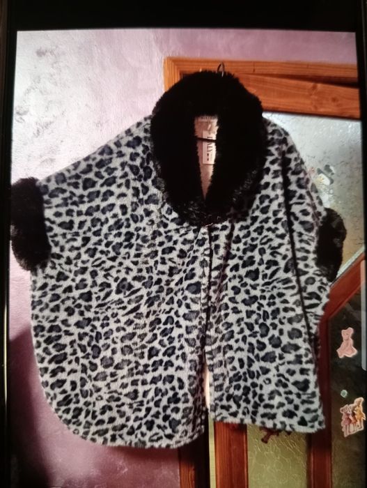 Vind Kapă deosebita, îmblănită mărimea universala