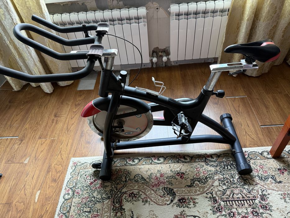 Велотренажер Spin Bike