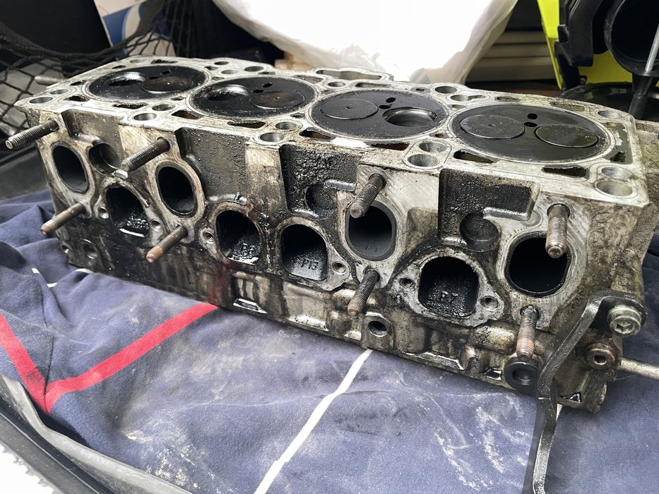 Глава от Audi A4 B7 2.0 TDI BPW 140кс V420