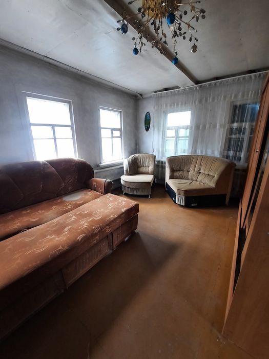 Продам дом в районе Подгоры,не топит стоит на горе,рассрочка