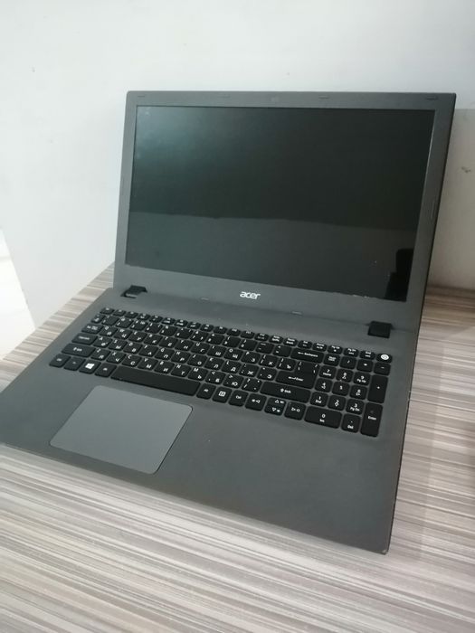Acer 4 ядра 4Gb/HDD 1 Tb.
