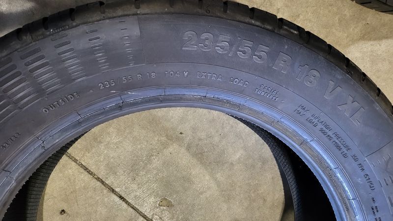 235/55/18 Continental 4бр