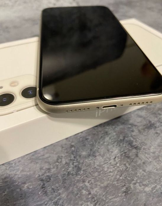 iPhone 11 128gb white