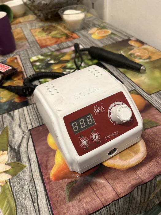 Апарат для маникюр