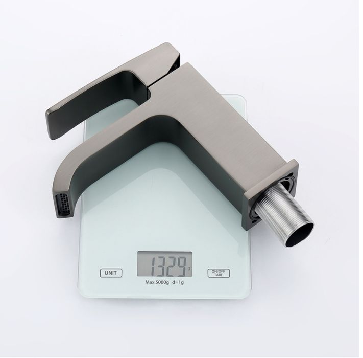 Продам смеситель Raglo