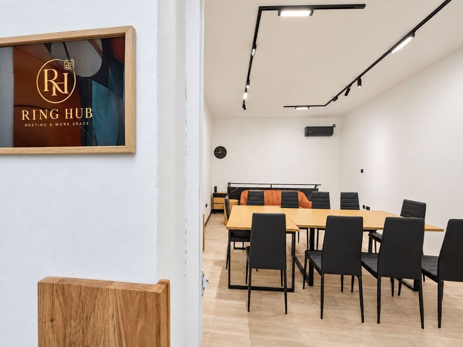 Дава се под наем Офис в Пловдив, Център - 60 кв.м за 10 € - Снимка #1