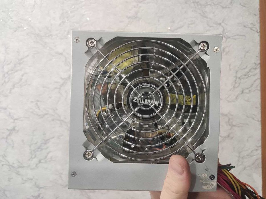 Блок питания 400w исправный