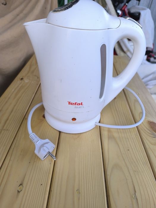 Продам электрический чайник