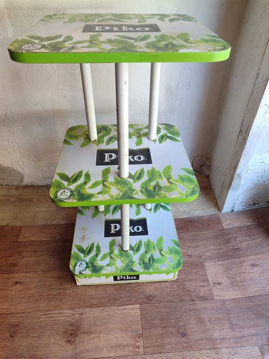 Полка-витрина Piko