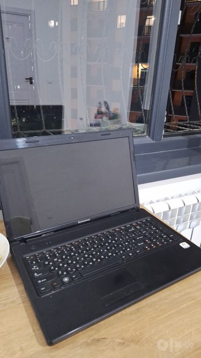 Noutbook Lenovo.