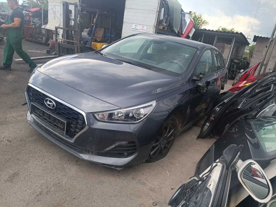Dezmembram Hyundai i30, an 2019, motor 1.4 benzina