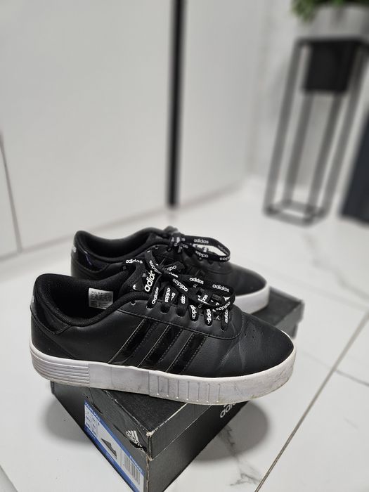 Маратонки Adidas