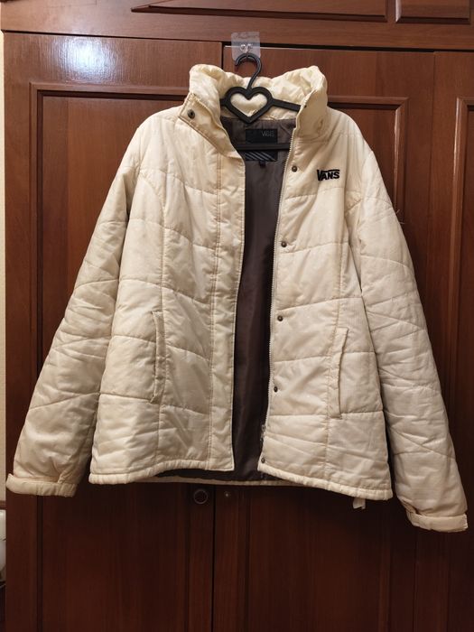 Куртка Van's (капюшон потеряла)