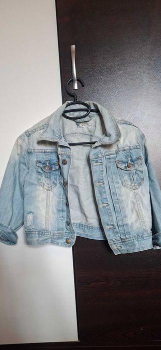 Късо дънково яке