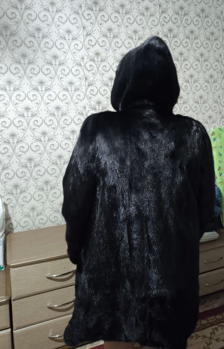Продам норковую шубу