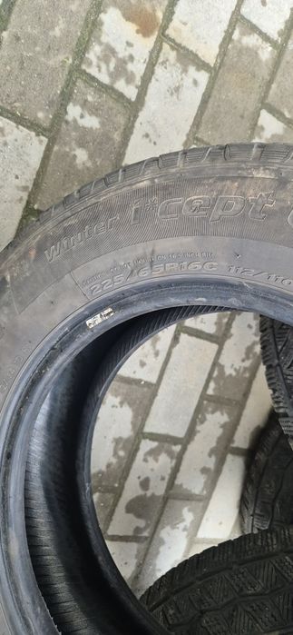 Vând set 4 cauciucuri de iarna stare  bună, 225 65 16 dot 2021