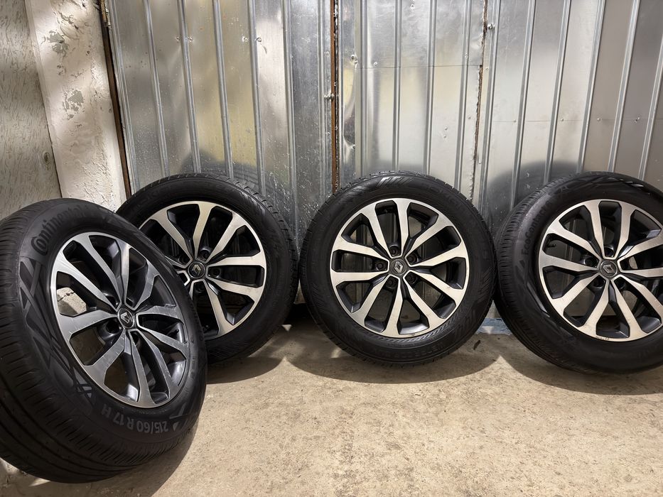 Vand jante cu cauciucuri vara  215/60/17 in stare foarte buna