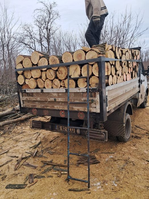 Lemne de foc carpen ,stejar ,salcâm și tei