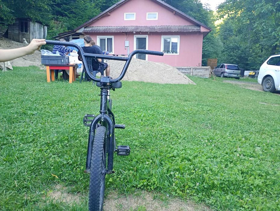 Vând BMX stare buna