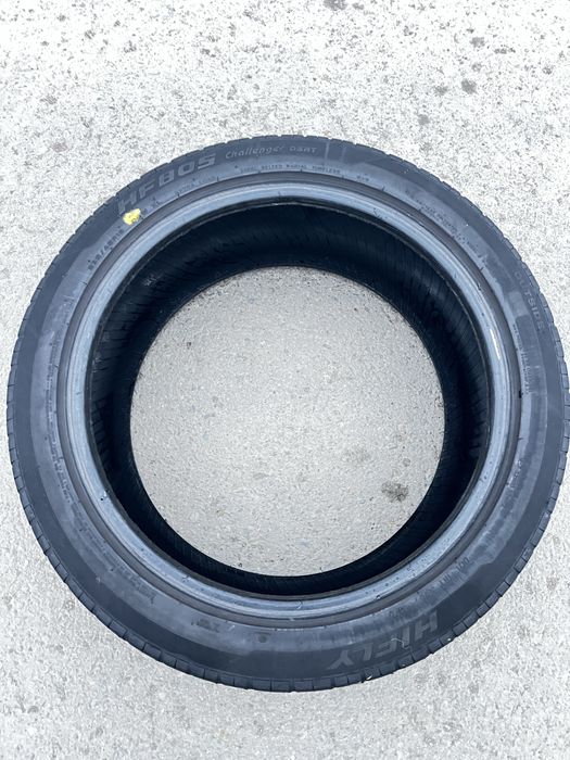 Продам летние покрышки R18