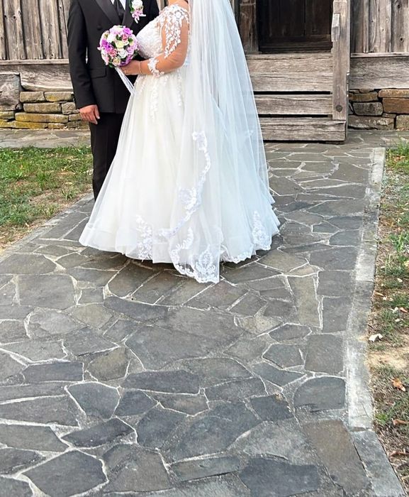 Vând rochie mireasa