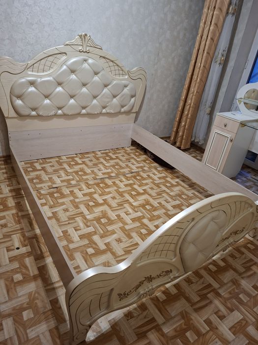 Продам мебель для спальни недорого