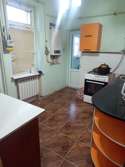 Продам квартиру Сергели 2/7/7