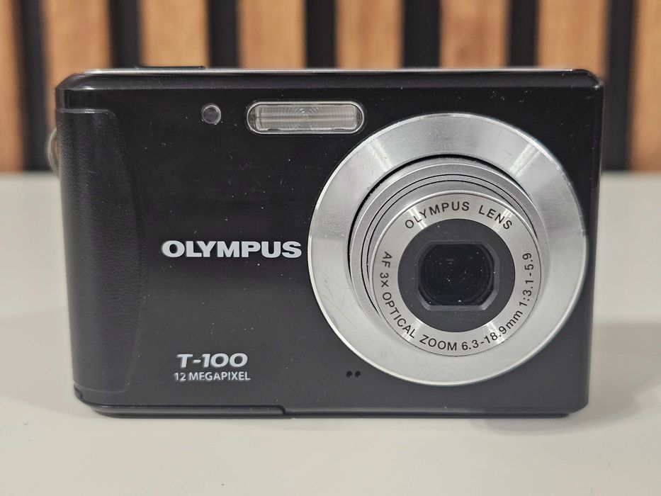 Y2K Aparat foto digital compact Olympus T100 12MP 3xZoom