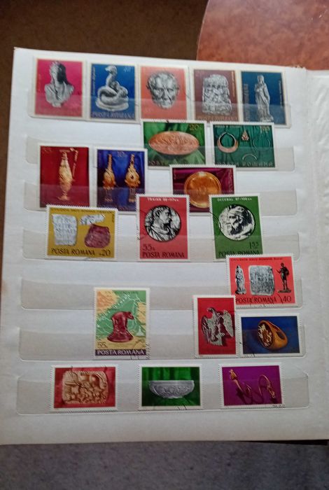 Clasor cu timbre vechi