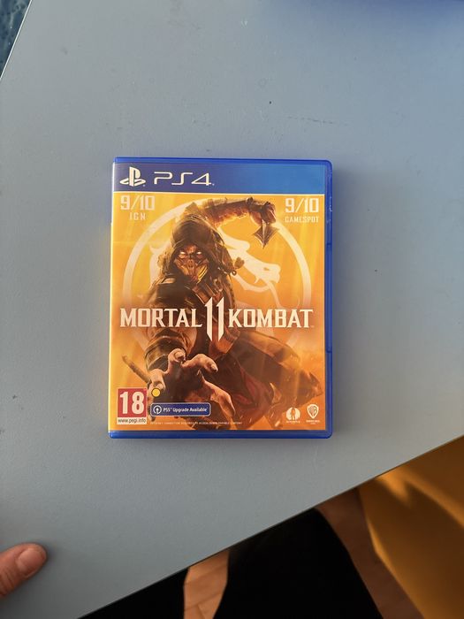 Playstation 4 slim + 5 игри