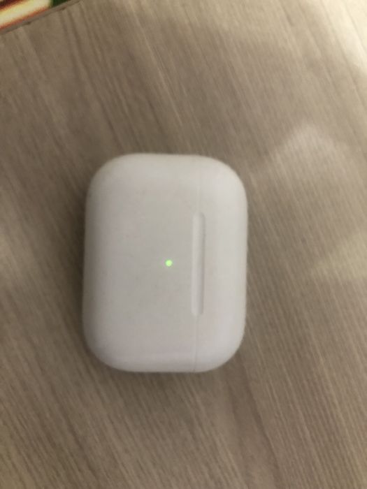 Airpods Pro 2.