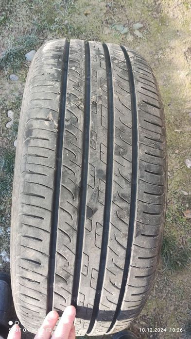 Продам шины 235/50/R19