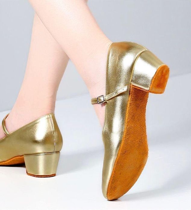 Туфли золотистые