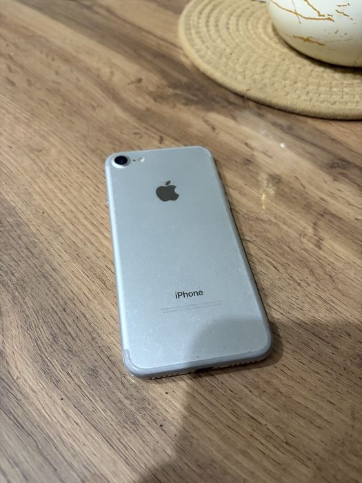 Iphone 7 32гб рабочий