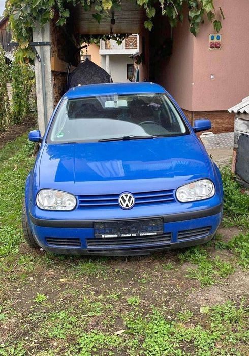 Volkswagen Golf 4, 1.6 benzină, an 2000 – adus din Germania