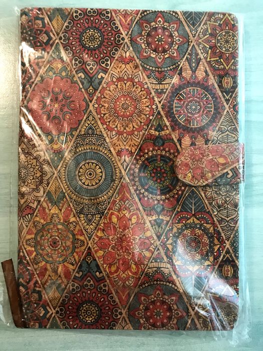 Agendă nouă (model floral)