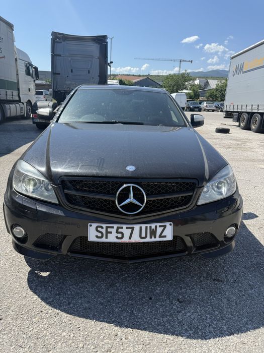 На части w204 Мерцедес C 320 Cdİ 224 кс 7G /Harman Kardon