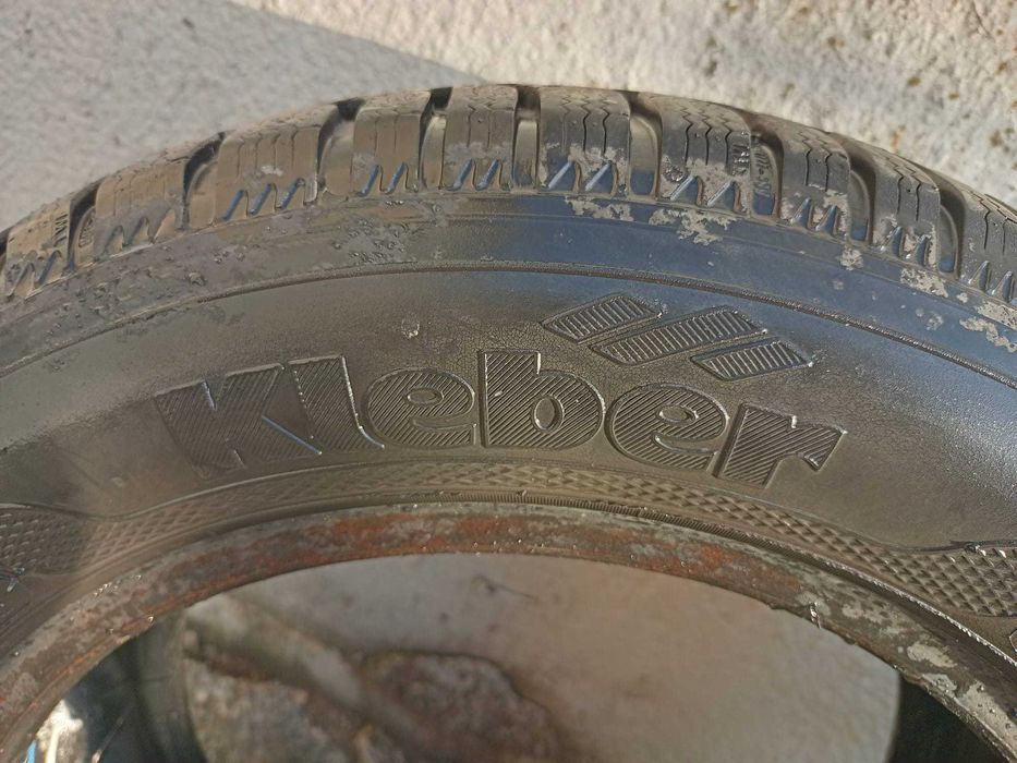 Зимни гуми -2 броя.185/60/14 -40 лв брой