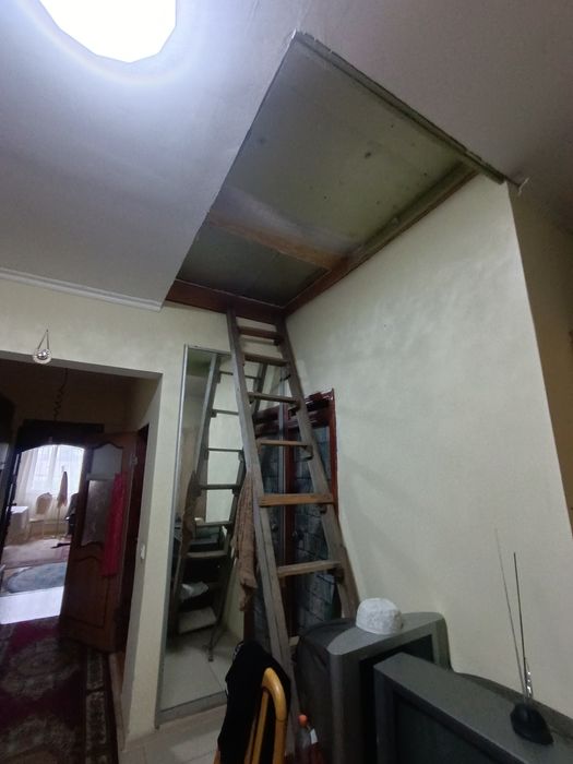 Продам 2 дома на одной территории