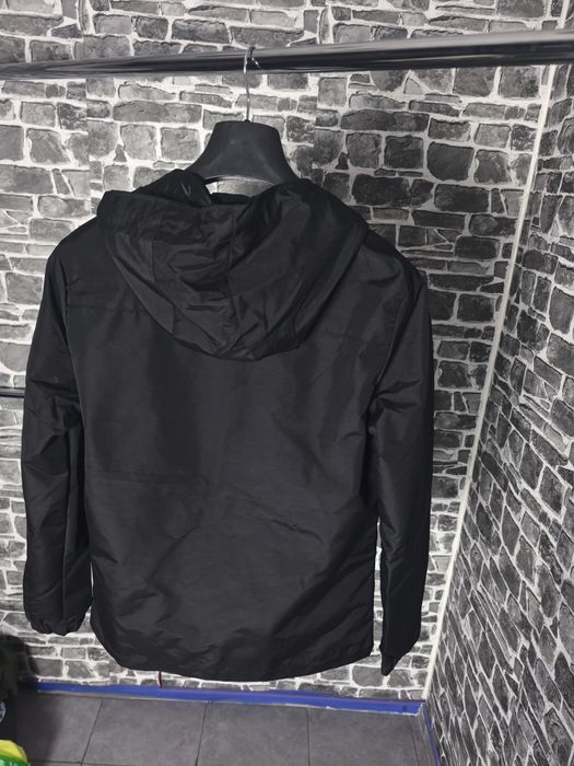 Унисекс ветровка