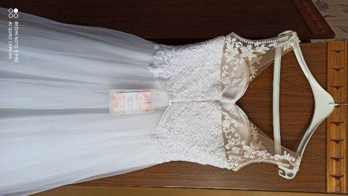 Свадебное платье новое в упаковке чехле