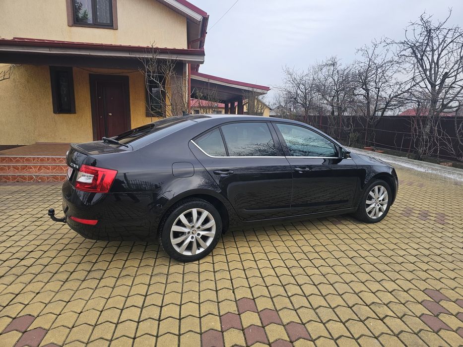 Skoda Octavia Model GreenLine,Bi-Xenon, Încălz.scaune, Navigație, Senz