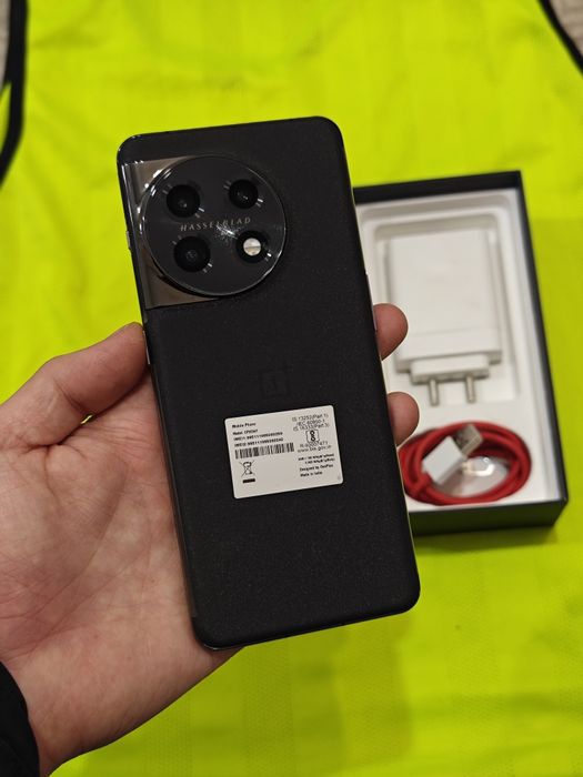 One Plus 11 256Gb 5G