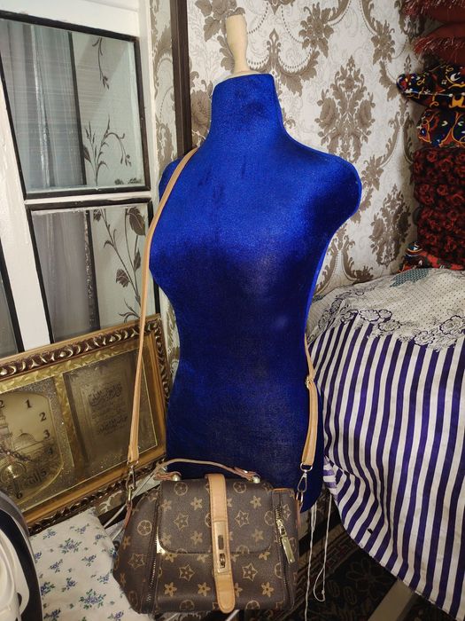 Tikuv moshinasi sotiladi