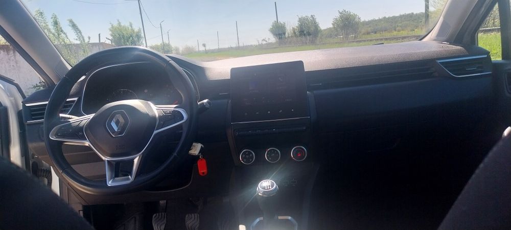 Renault  clio an 2021