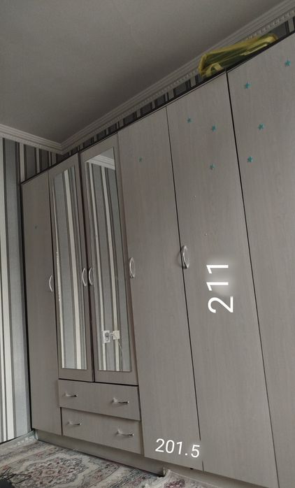 Срочно продается шкаф